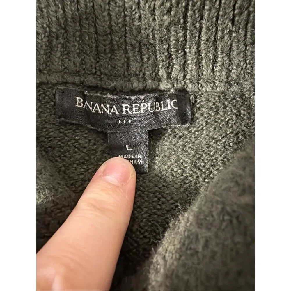Banana Republic Dark Green Sweater, Size L, Heavyweight
